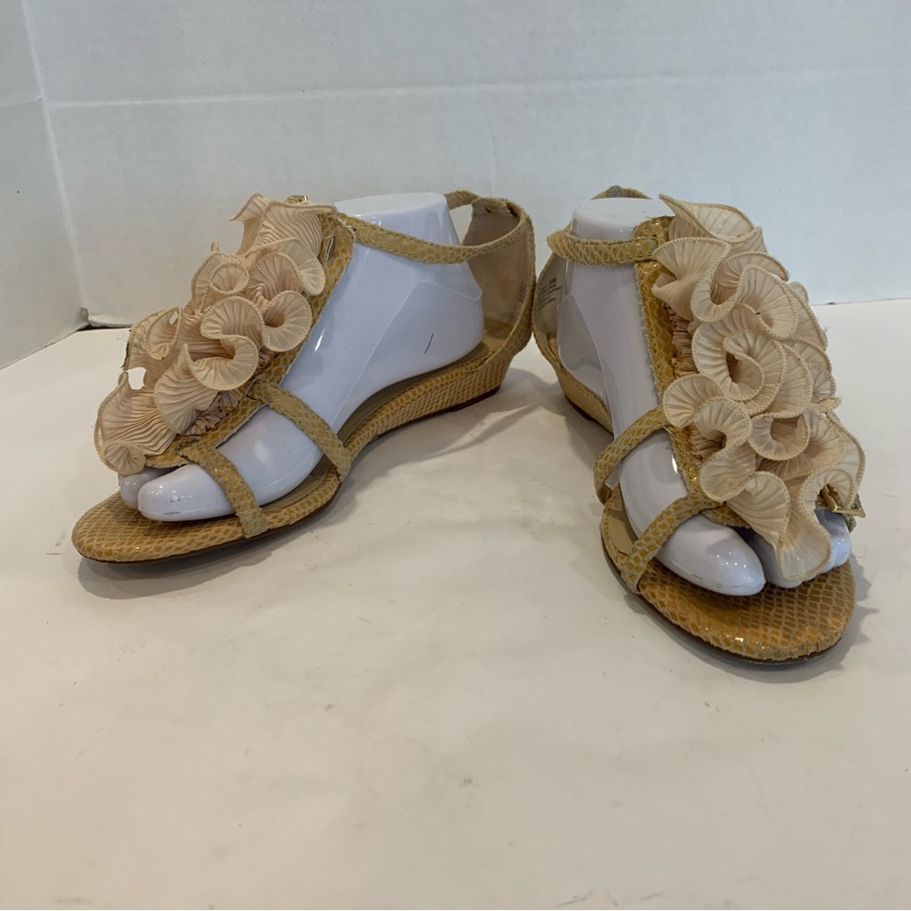 KELSI DAGGER size 10 Anthropologie sandals tan crocodile with ruffles ankle wrap